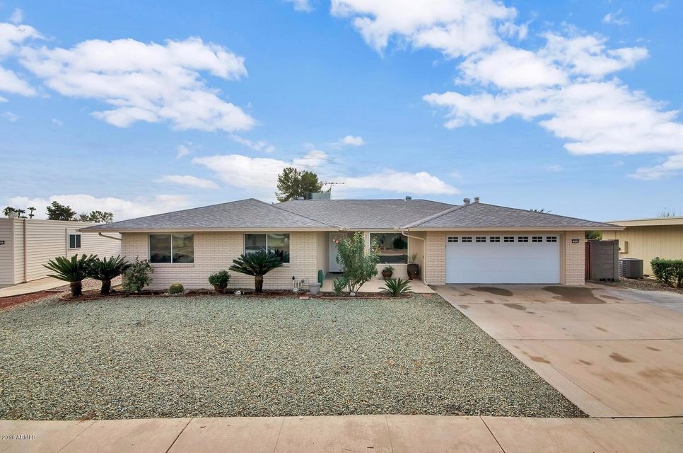9719 W Campana Dr-large-001-16-Front Ext