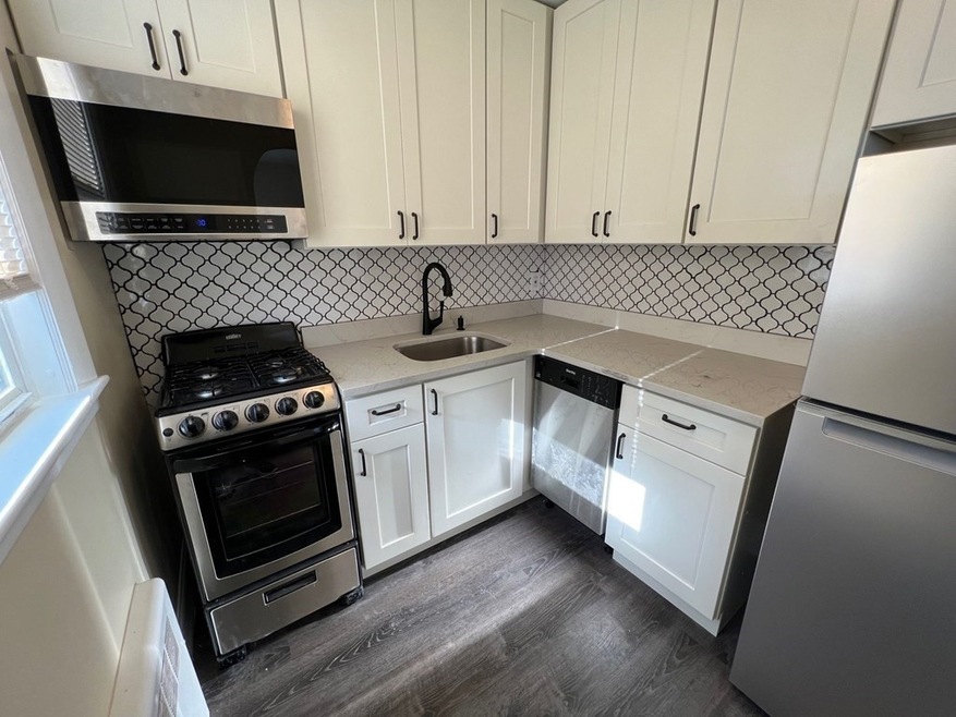 87 Winthrop Shore Dr unit 2, Winthrop, MA 02152 - photo 1