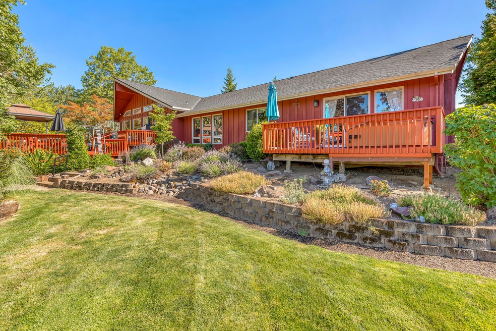 315 Pair A Dice Ranch Rd, Jacksonville, OR 97530 - photo 1