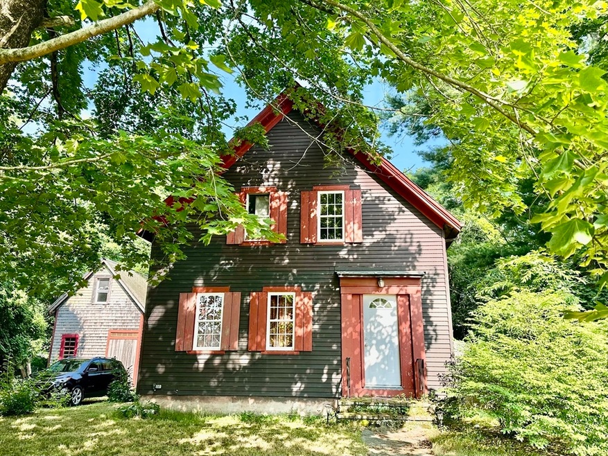 11 Elm St, Middleborough, MA 02346 - photo 1