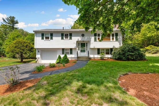 18 Doe Dr, Billerica, MA 01821 - photo 1