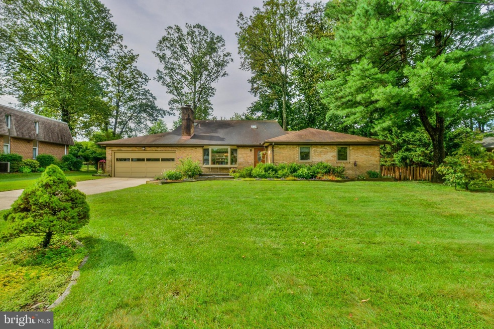 4805 Davron St, Laurel, MD 20707 - photo 1