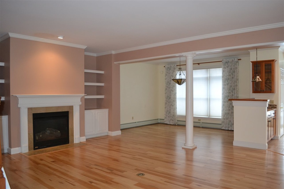 601 Golf Course Rd unit 601, South Burlington, VT 05403 - photo 1