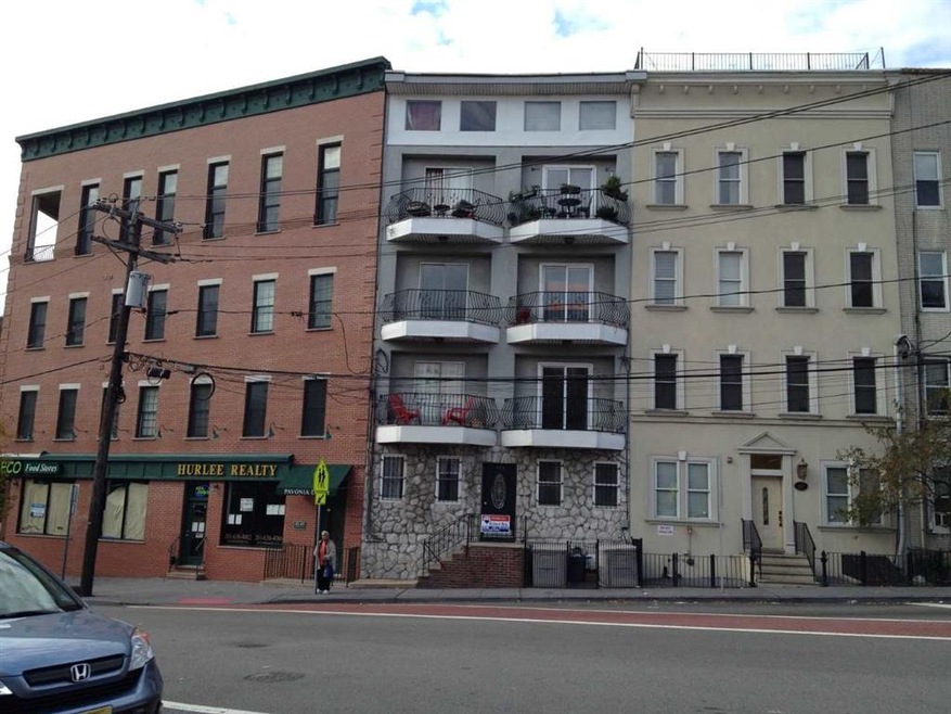 445 Pavonia Ave unit 3, Jersey City, NJ 07306 - photo 1