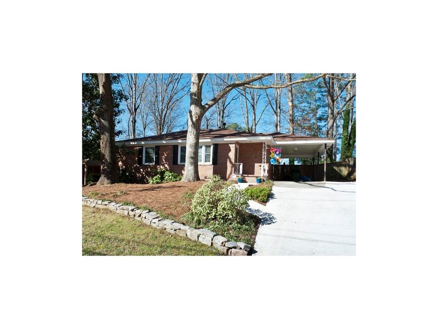 Solid well maintained brick ranch w side by side p