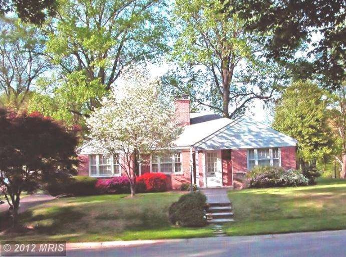 3501 Husted Driveway, Chevy Chase, MD 20815 - photo 1