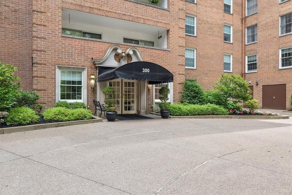 300 Fox Chapel Rd Unit 511, Pittsburgh, PA 15238 MLS 1622032