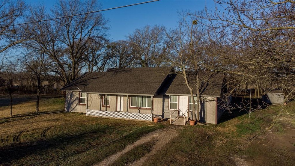 5501 Fm 3136, Alvarado, TX 76009 - photo 1