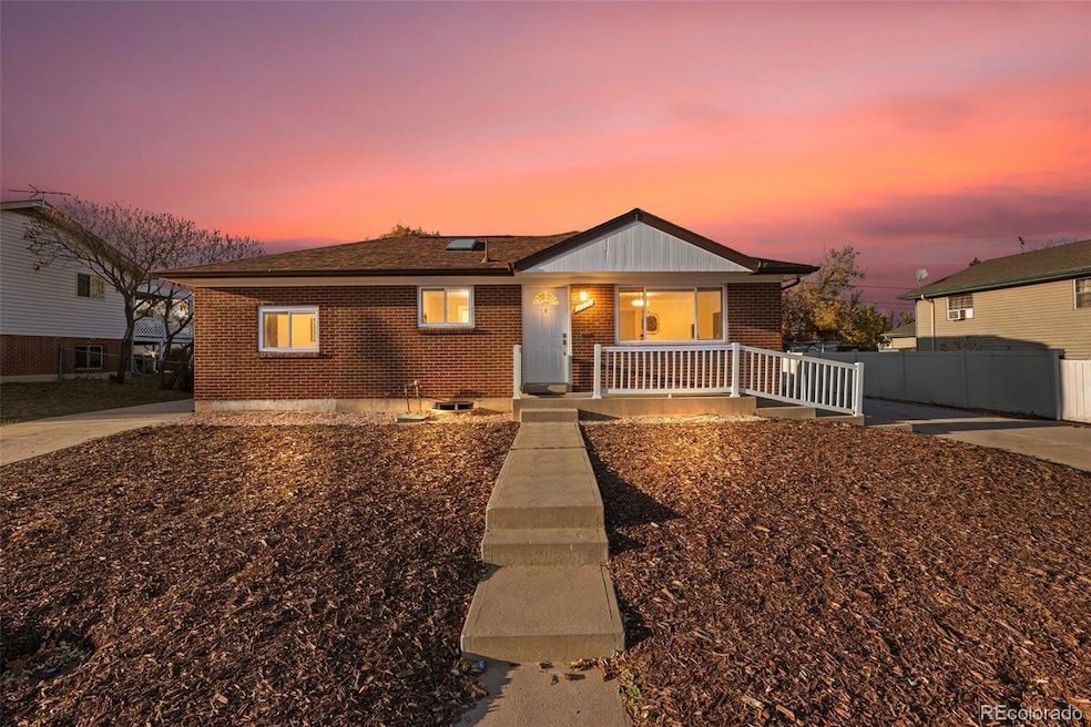 1061 Phillips Dr, Northglenn, CO 80233 - photo 1