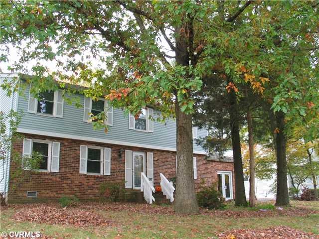 Exterior Front - Welcome to 2501 Edenbrook Drive!