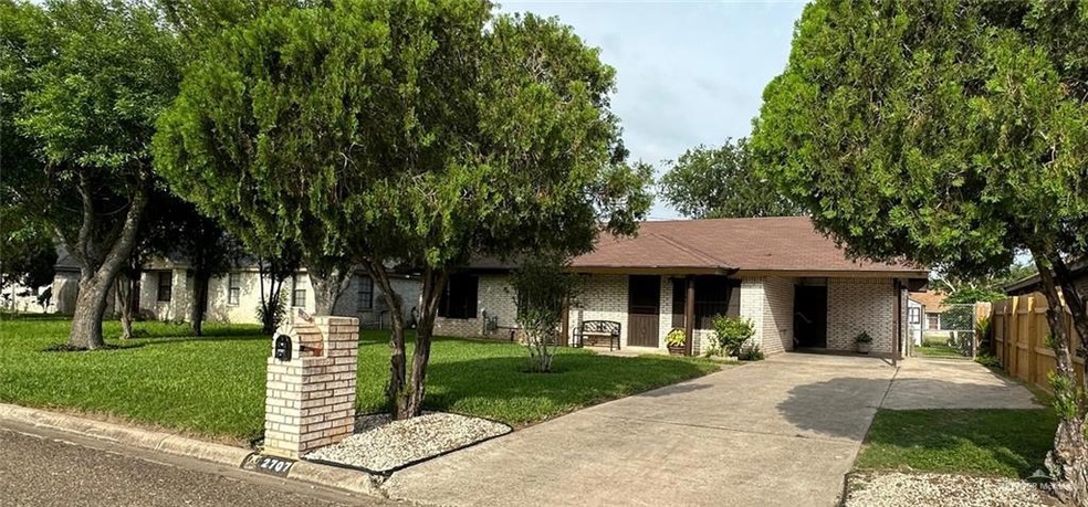 2707 N Nebraska Ave, Weslaco, TX 78596 - photo 1