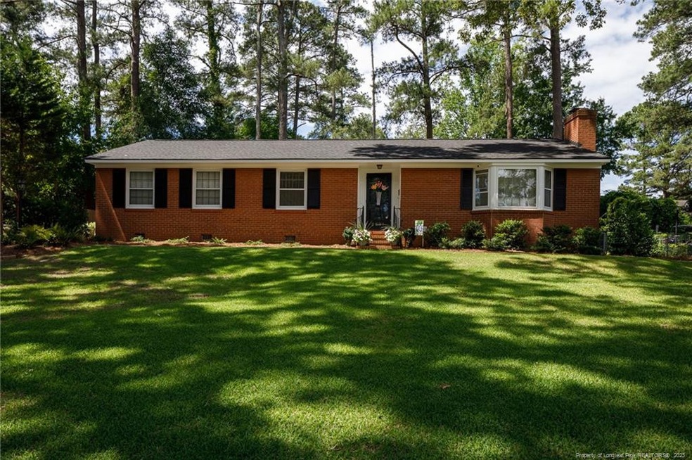 2621 N Edgewater Dr, Fayetteville, NC 28303 - photo 1