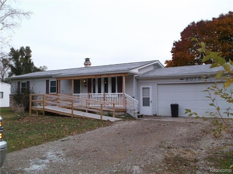 3 BEDROOM RANCH WITH COUNTRY SETTING!