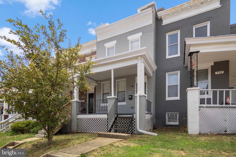 708 N Grantley St, Baltimore, MD 21229 - photo 1