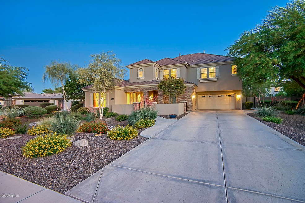 891 E Desert Inn