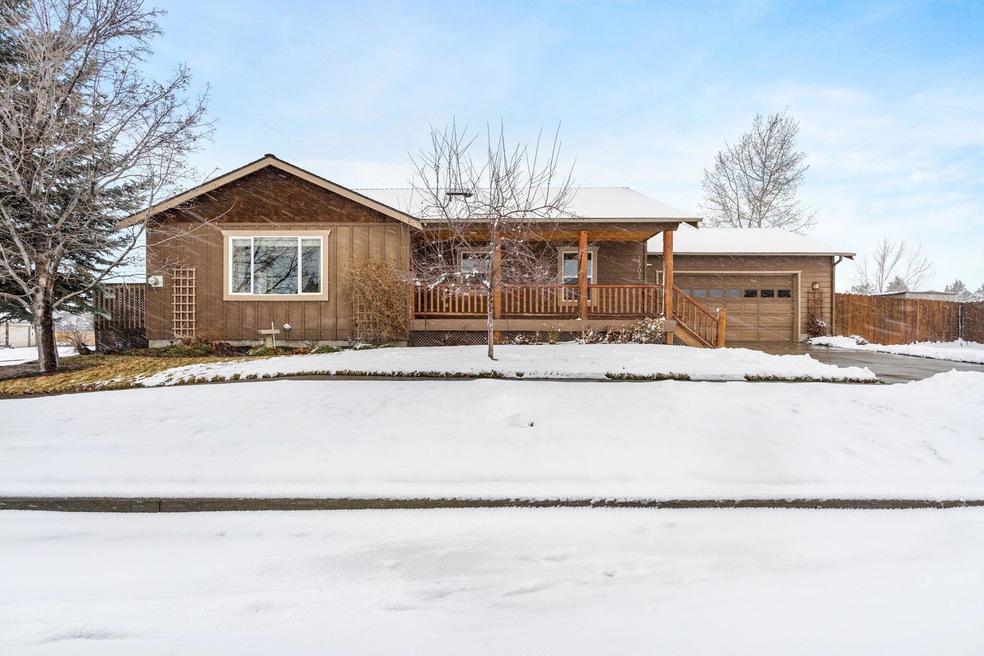 2024_01_09_2902_ne_pinnacle_pl_bend-12