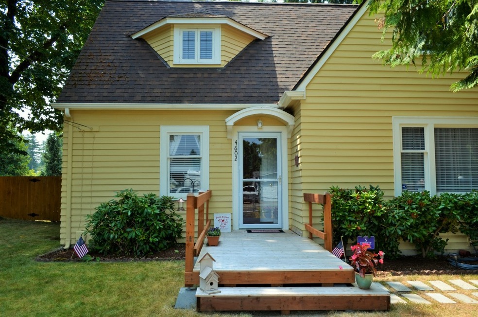 4602 Sunset Dr W, University Place, WA 98466 - photo 1