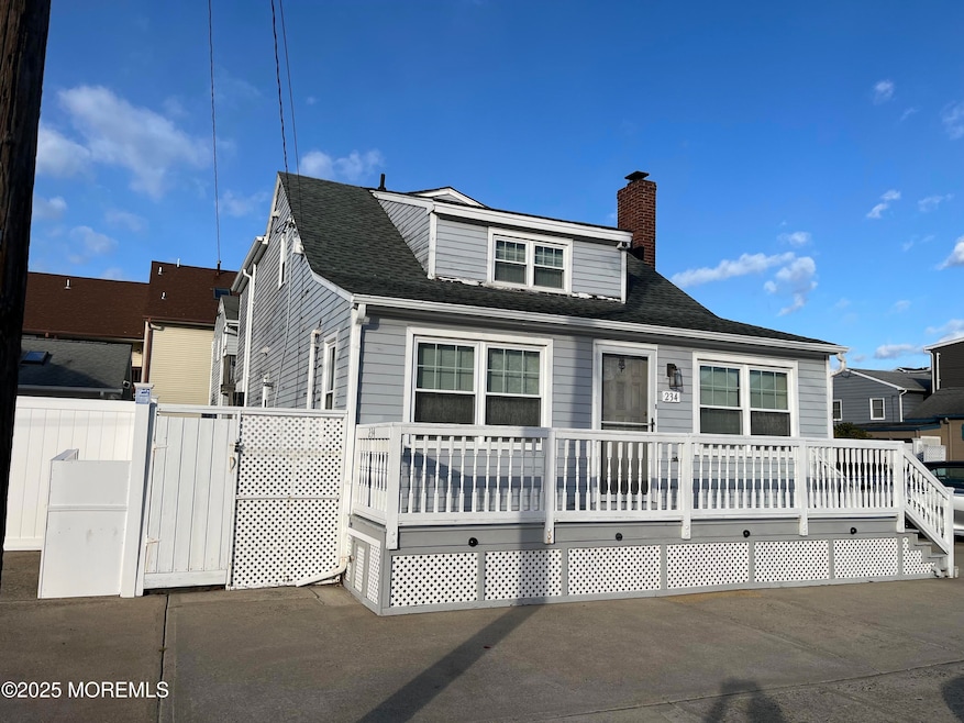 Coming Soon $975,000