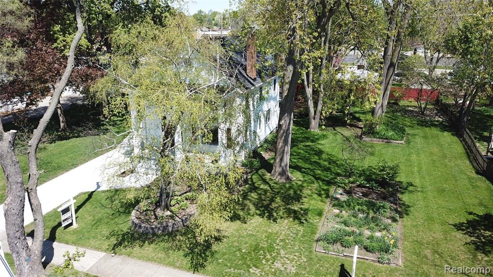 12 - Open Lot.JPG