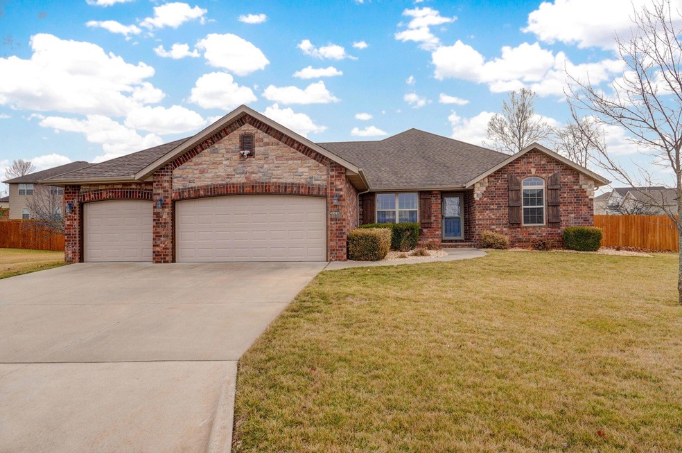 4942 Silo Hills Dr-1