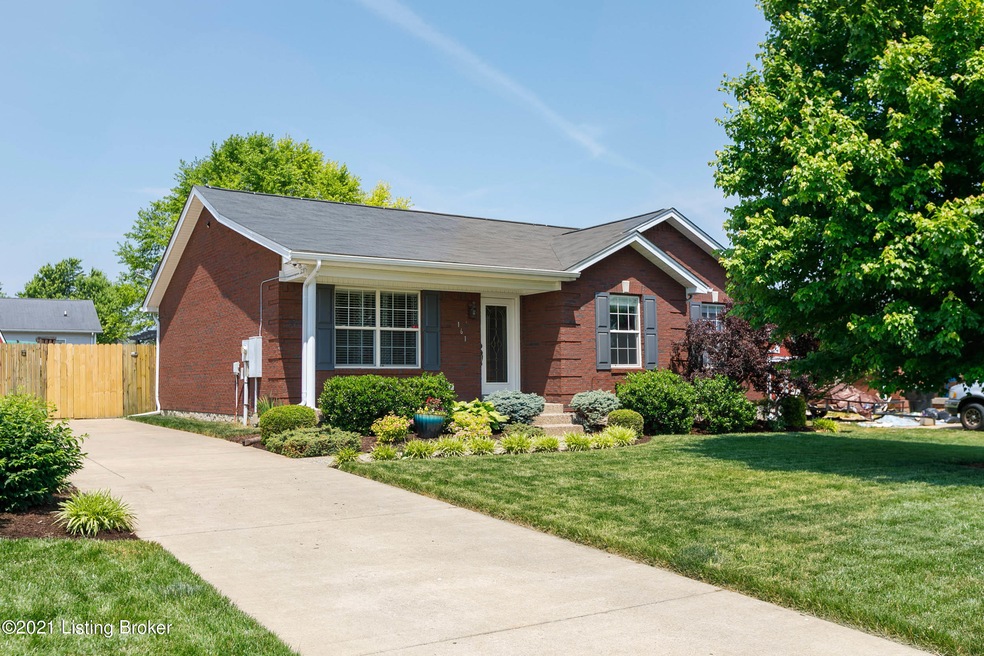 161 Deer Park Way, Mount Washington, KY 40047 - photo 1