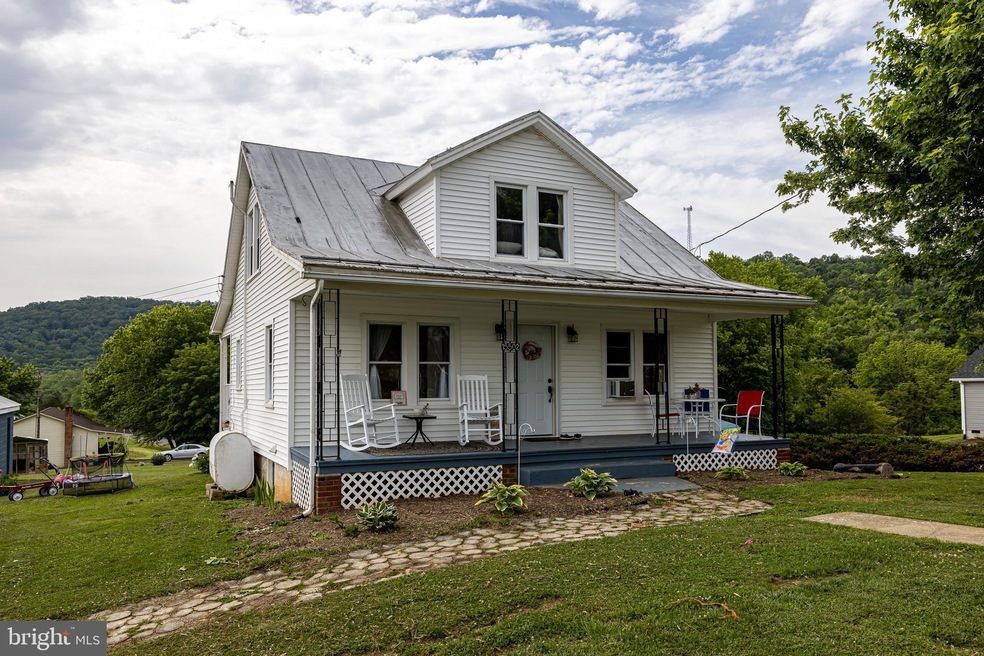 15502 Senedo Rd, Edinburg, VA 22824 - photo 1