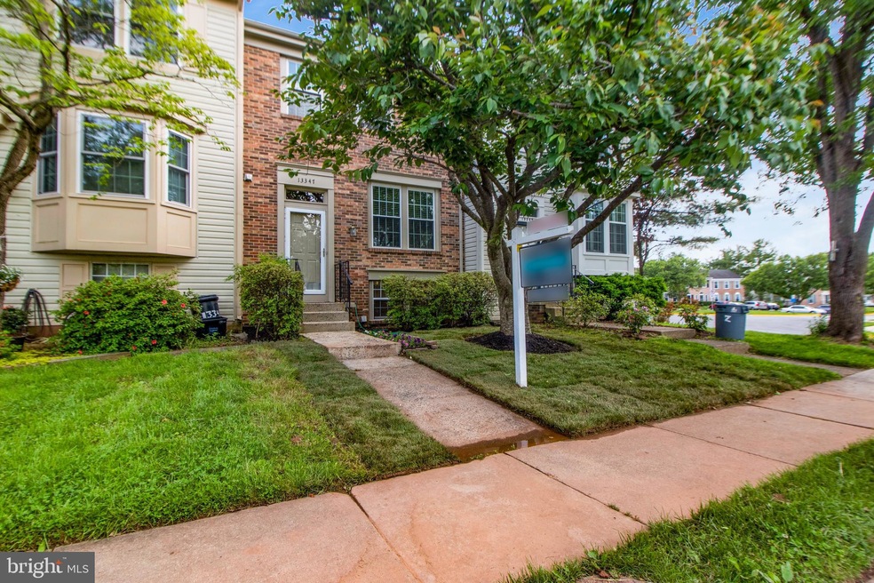 13347 Burkitts Rd, Fairfax, VA 22033 - photo 1