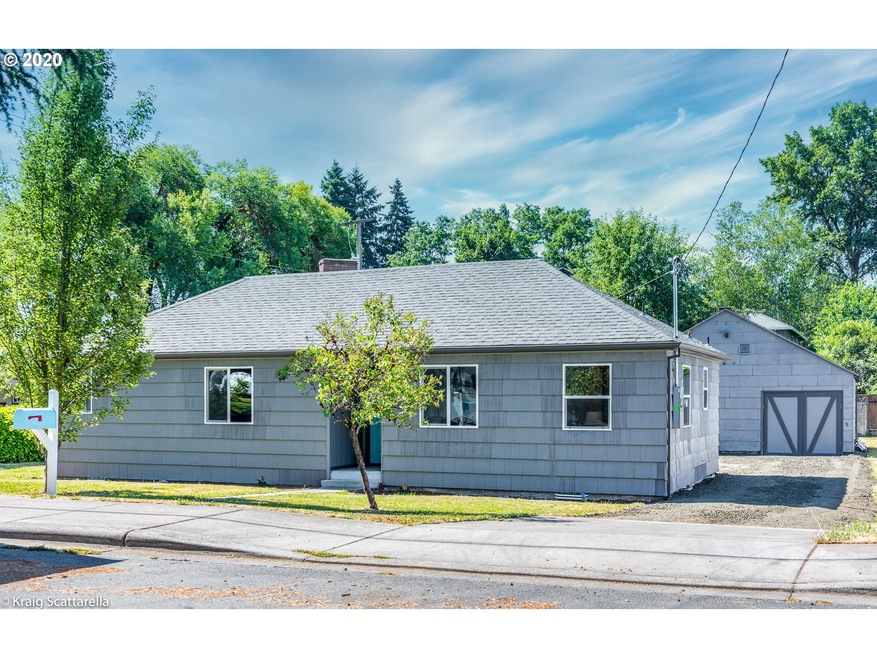 2336 14th Ave, Forest Grove, OR 97116 - photo 1