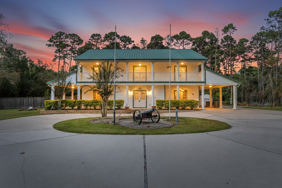 7316 Pine Dr, Alvin, TX 77511 - photo 1