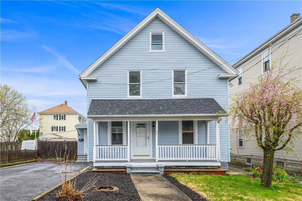 25 4th Ave, Woonsocket, RI 02895 - photo 1
