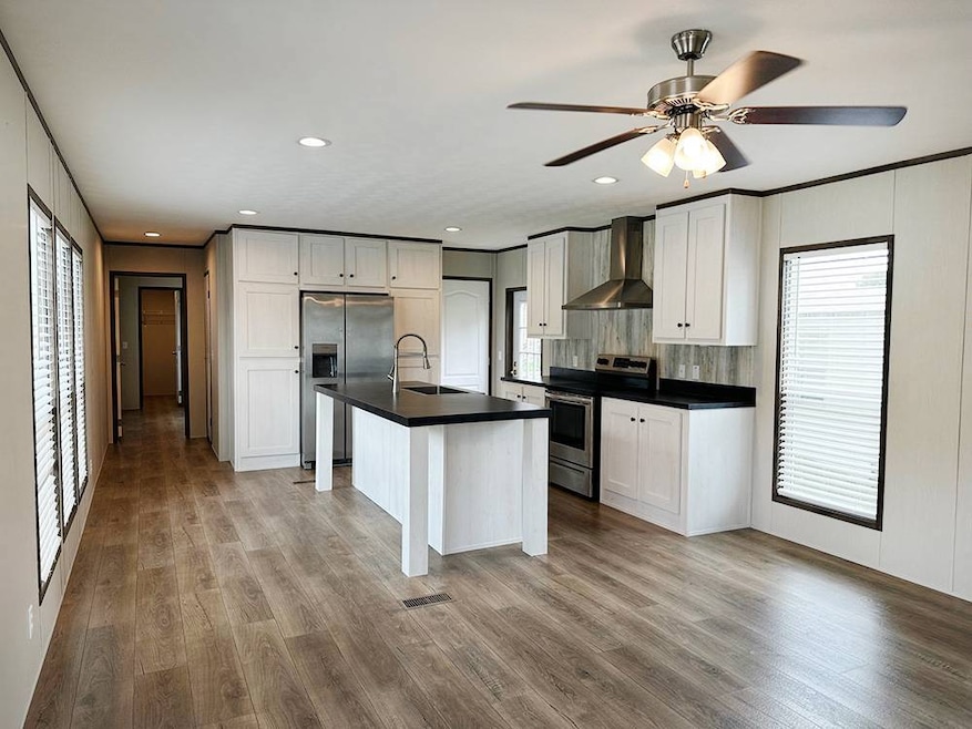 18733 Samuels Rd unit 185, Zachary, LA 70791 - photo 1