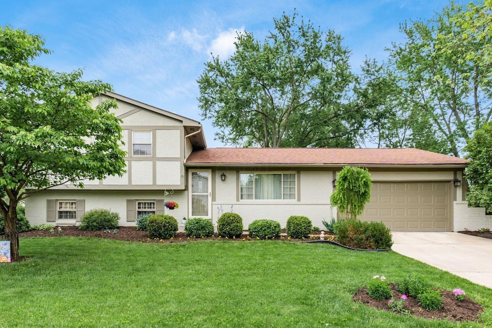 240 Trafalgar Ct