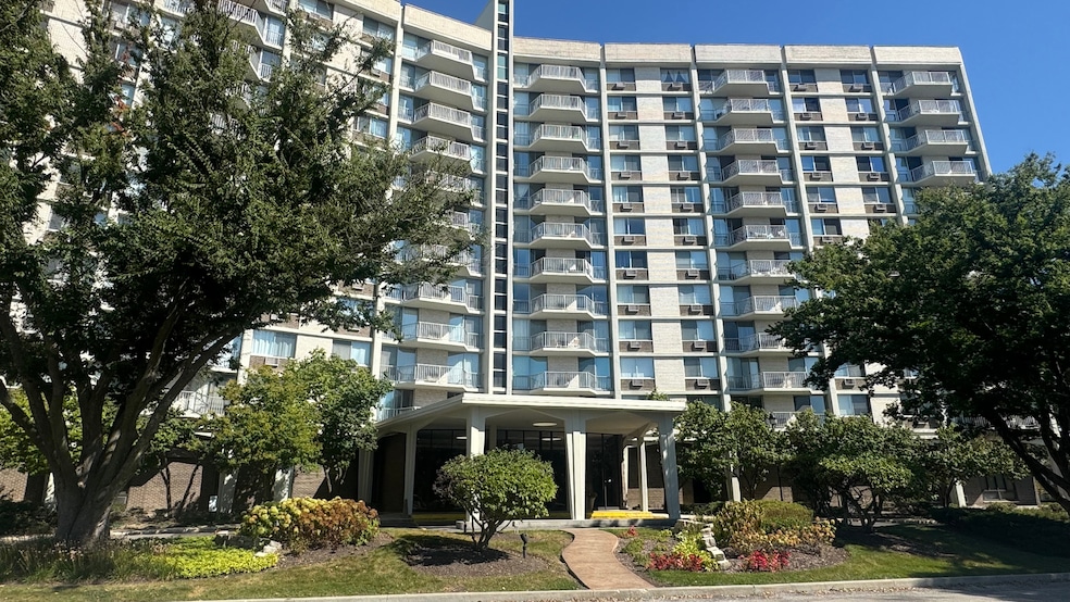 For Sale $199,900 • Co-Listing Agent