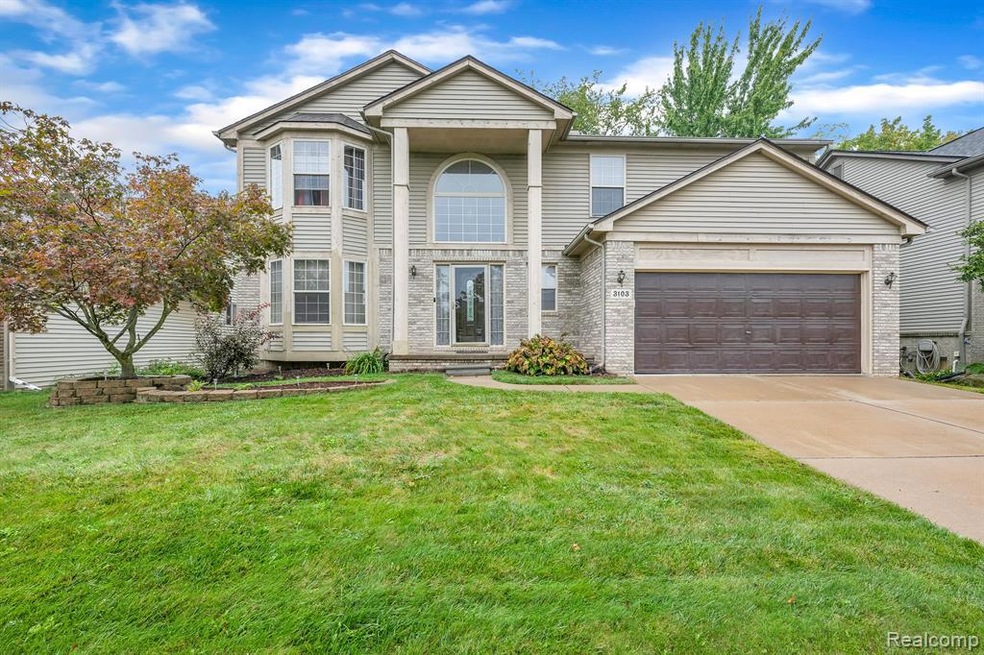 Front Lawn View