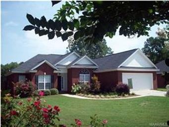 Gorgeous 3 bedroom 2 bath home located minutes fro