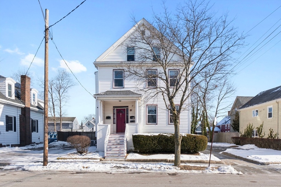 55 Pine St unit 2, Swampscott, MA 01907 - photo 1