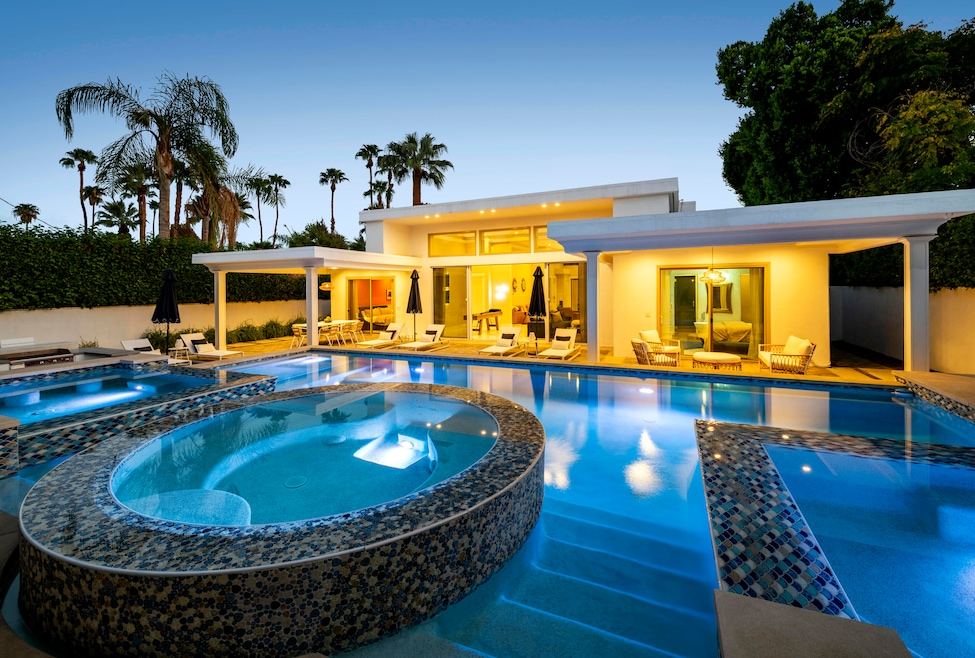 154 E Ocotillo Ave, Palm Springs, CA 92264 - photo 1