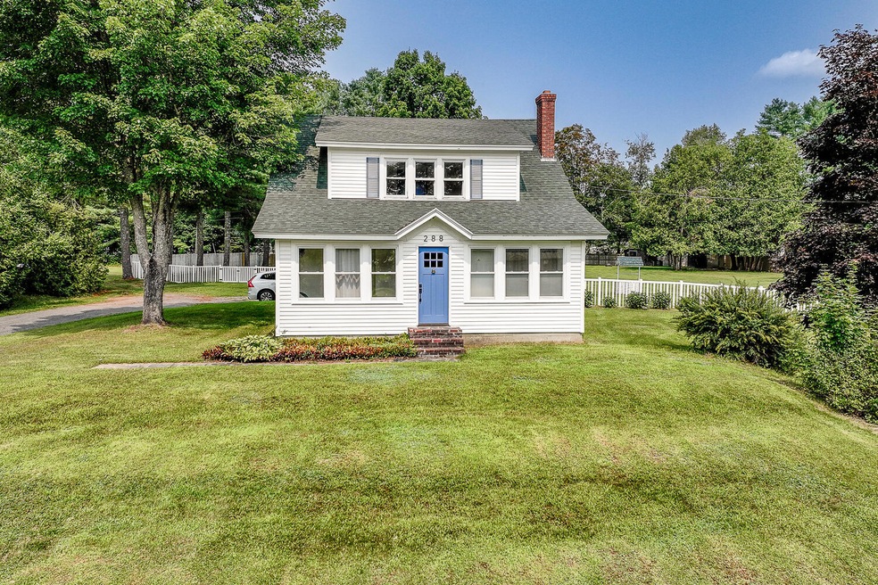 20 Maple St 01