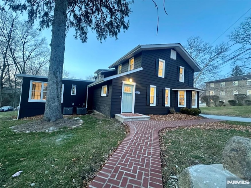 109 Franklin Ave, Oakland, NJ 07436 - photo 1