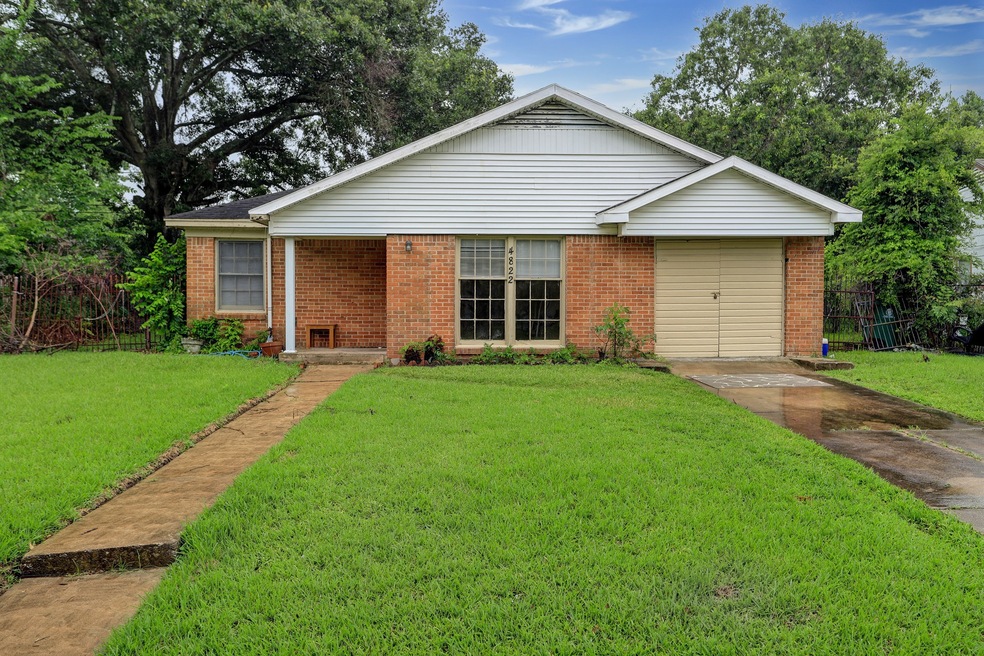 4822 Ventura Ln, Houston, TX 77021 - photo 1