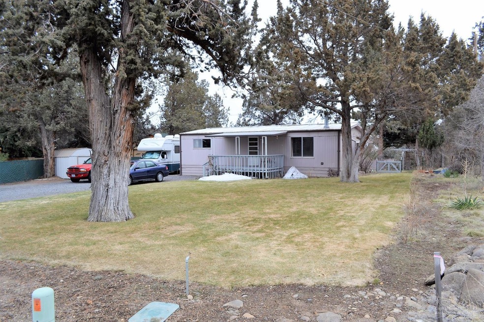 20007 Beaver Ln, Bend, OR 97701 - photo 1