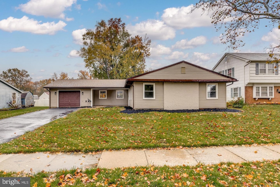 57 Eastbrook Ln, Willingboro, NJ 08046 - photo 1