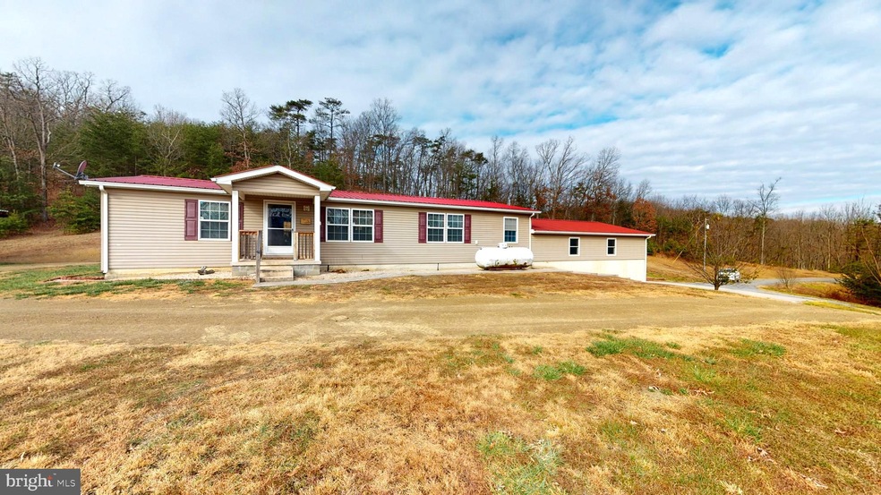 440 Mallow Cup Dr, Lahmansville, WV 26731 - photo 1
