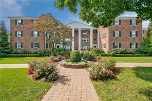 1833 Palmer Ave unit 2D, Larchmont, NY 10538 - photo 1