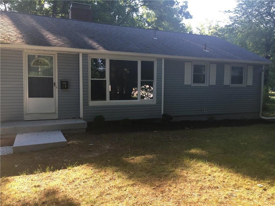 63 Shields Dr, Bloomfield, CT 06002 - photo 1