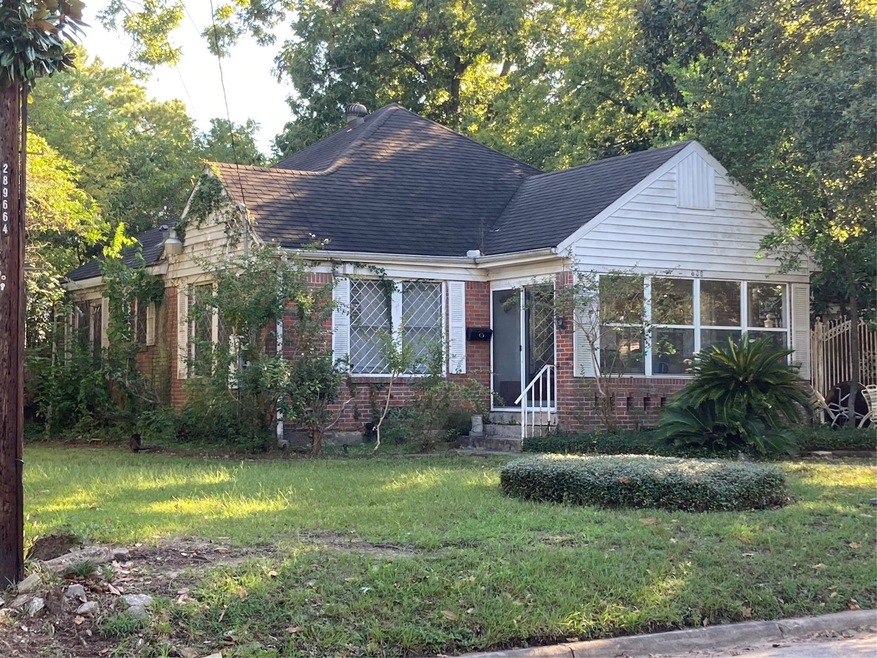 600 Milwaukee St, Houston, TX 77009 - photo 1