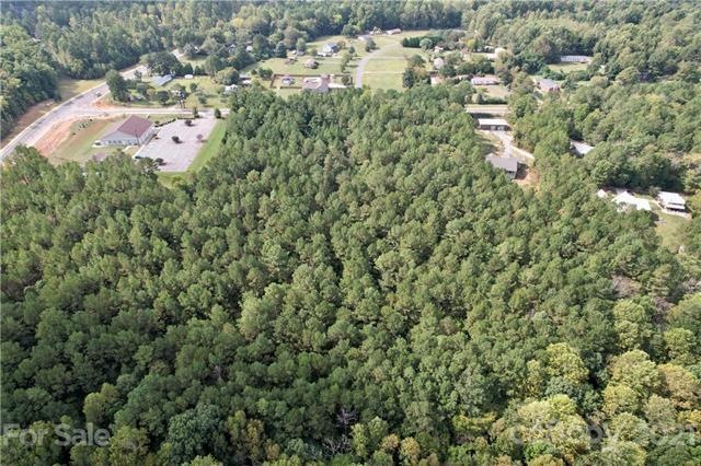 5060 State Road S-46-557 unit 4, Clover, SC 29710 - photo 1