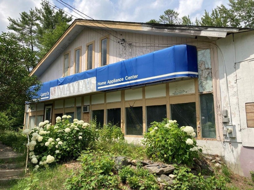 1011 Us Route 4, Canaan, NH 03741 - photo 1