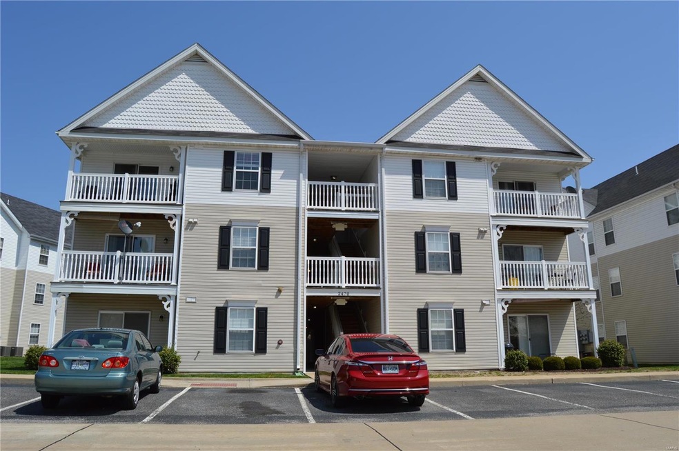 Well maintained ground floor unit with concrete pa