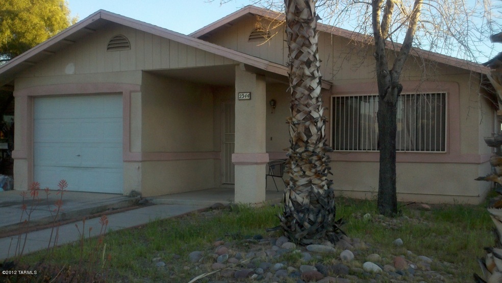 2344 E 17th St, Tucson, AZ 85719 - photo 1
